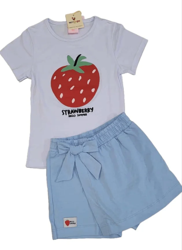 Conjunto Strawberry com Shorts Saia